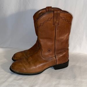 Ariat Heritage Roper brown leather western cowboy boots